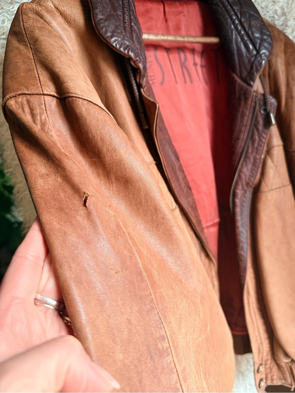 Vintage 90s Leather Bomber Jacket | Quilted Funnel Neck | Oversized Brown | L - Picture 15 of 16